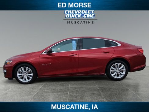 Used 2023 Chevrolet Malibu LT image 2