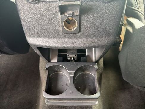 Used 2018 Ford Explorer XLT image 22