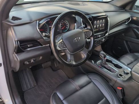Certified 2023 Chevrolet Traverse RS FWD image 10