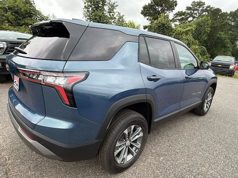 New 2026 Chevrolet Equinox LT w/ Safety and Technology Package FWD image 8