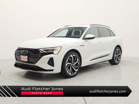 Used 2024 Audi Q8 e-tron Premium Plus w/ Premium Plus Package AWD/4WD image 1