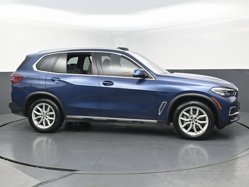 Used 2023 BMW X5 xDrive40i w/ Premium Package image 6