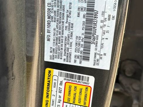 Used 2018 Ford Fusion S FWD image 21