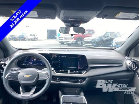 Used 2025 Chevrolet Equinox LT AWD/4WD image 23