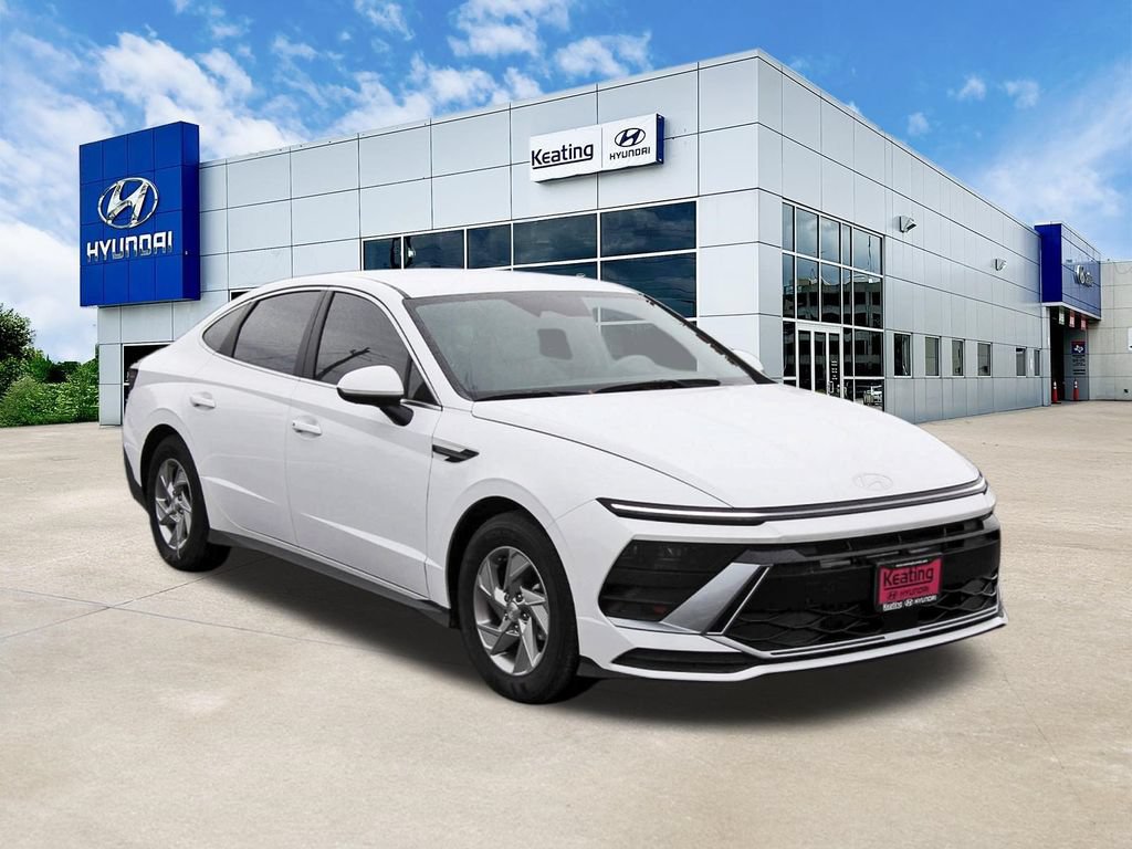 Used 2025 Hyundai Sonata SE FWD image 3