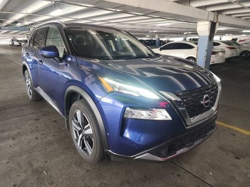 Used 2023 Nissan Rogue SL w/ SL Premium Package FWD image 1