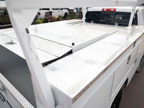 New 2025 RAM 2500 Tradesman image 23