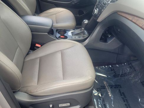 Used 2017 Hyundai Santa Fe Limited AWD/4WD image 26