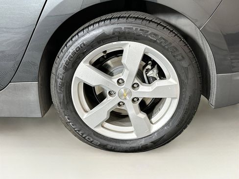 Used 2015 Chevrolet Volt Premium w/ Premium Trim Package FWD image 11