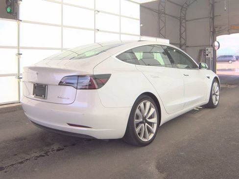 Used 2019 Tesla Model 3 Long Range AWD/4WD image 4