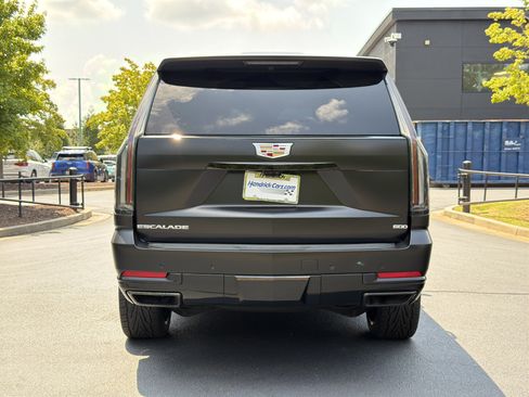 Used 2026 Cadillac Escalade Platinum Sport w/ LPO, Floor Liner Package AWD/4WD image 66