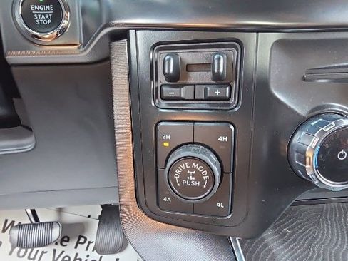 Certified 2022 Ford F150 Platinum w/ Equipment Group 701A High AWD/4WD image 19