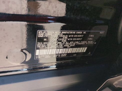 Used 2024 Toyota RAV4 XLE w/ Convenience Package FWD image 15