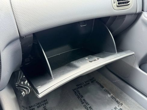 Used 1999 MAZDA Protege ES FWD image 25