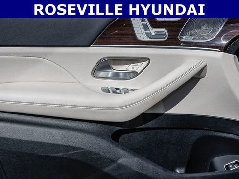 Used 2024 Mercedes-Benz GLE 350 4MATIC image 25