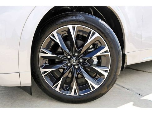 Used 2025 MAZDA CX-90 3.3 Turbo S w/ Premium Plus image 32