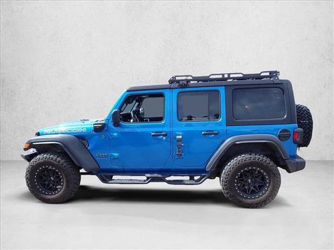 Used 2024 Jeep Wrangler Unlimited AWD/4WD image 7