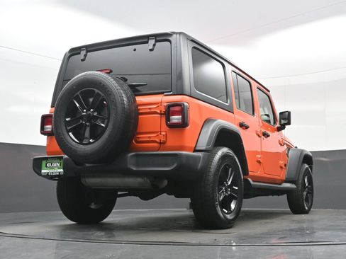 Used 2023 Jeep Wrangler Unlimited Sport AWD/4WD image 30