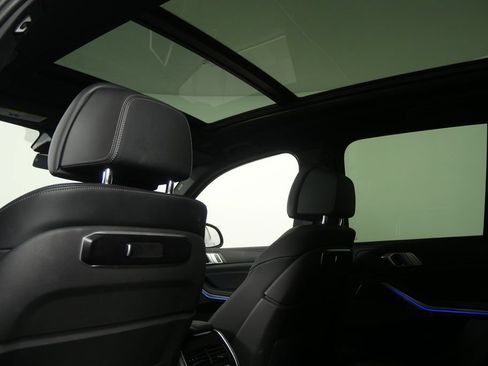 Certified 2025 BMW X5 M60i w/ Climate Comfort Package AWD/4WD image 11