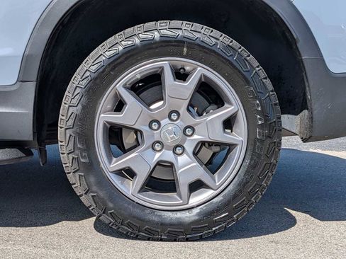 Certified 2024 Honda Passport TrailSport image 12