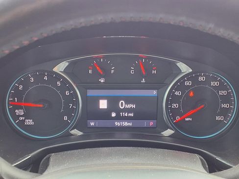 Used 2022 Chevrolet Equinox RS w/ RS Leather Package image 26