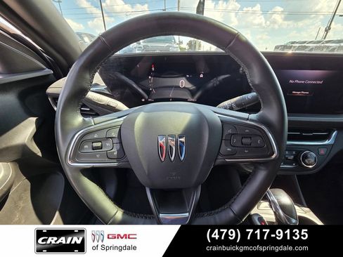 Used 2025 Buick Envista Preferred w/ Convenience I Package FWD image 14