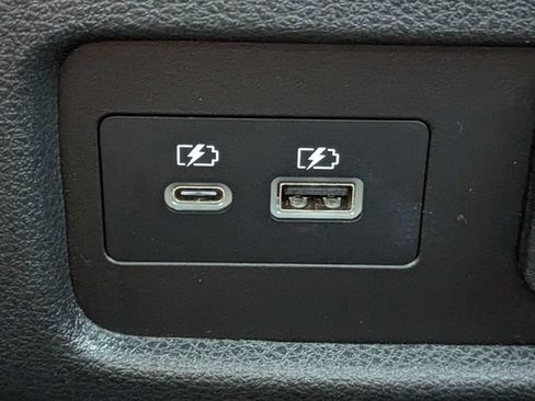 Used 2024 Nissan Pathfinder Platinum FWD image 21