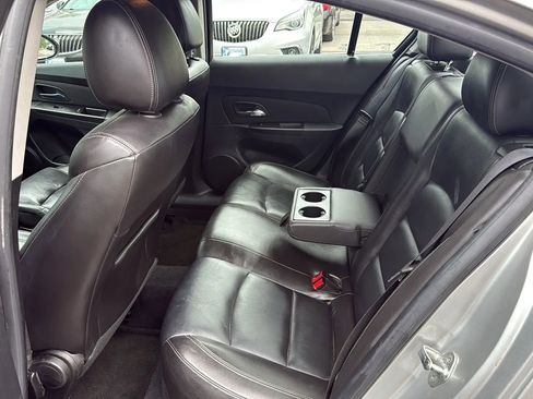 Used 2015 Chevrolet Cruze LT image 9