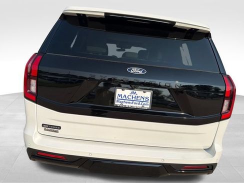 New 2027 Ford Expedition Platinum AWD/4WD image 5