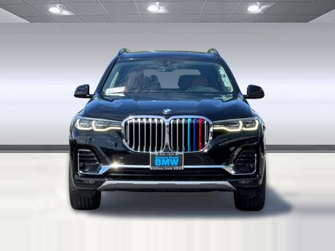 Used 2021 BMW X7 xDrive40i w/ Premium Package AWD/4WD image 5