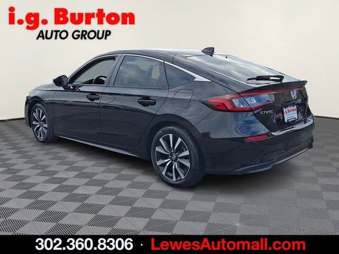 Used 2024 Honda Civic EX-L image 4