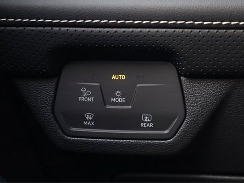 New 2026 Volkswagen Atlas SE image 22