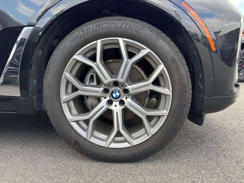 Used 2020 BMW X7 xDrive40i w/ Premium Package AWD/4WD image 9