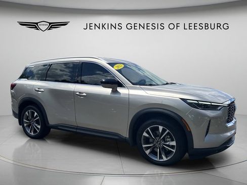 Used 2023 INFINITI QX60 Luxe w/ Cargo Package FWD image 1