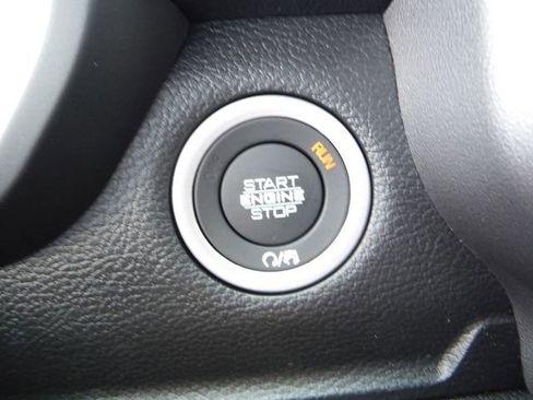 New 2026 RAM 1500 Express AWD/4WD image 21