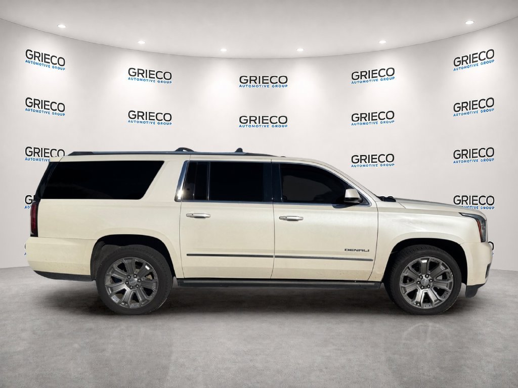 Used 2015 GMC Yukon XL Denali w/ Premium Package AWD/4WD image 8