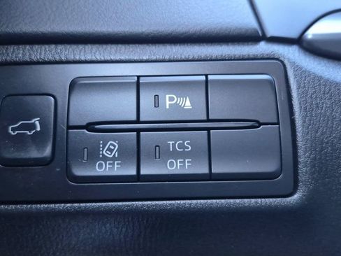 Used 2018 MAZDA CX-9 Touring w/ Touring Premium Package image 28