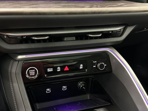 Certified 2025 Audi Q5 Premium w/ Convenience Package AWD/4WD image 21