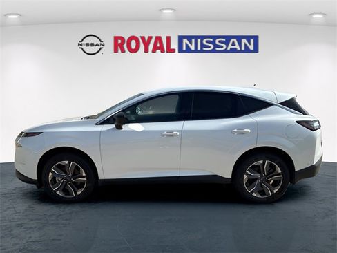 Used 2025 Nissan Murano SV image 4