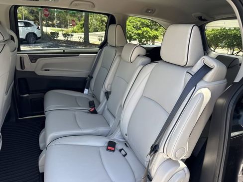 New 2026 Honda Odyssey Touring image 23