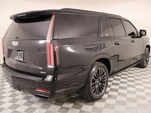 Used 2025 Cadillac Escalade ESV Sport Platinum w/ LPO, Floor Liner Package AWD/4WD image 24