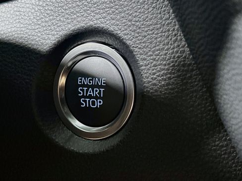 Used 2026 Toyota Corolla SE FWD image 23