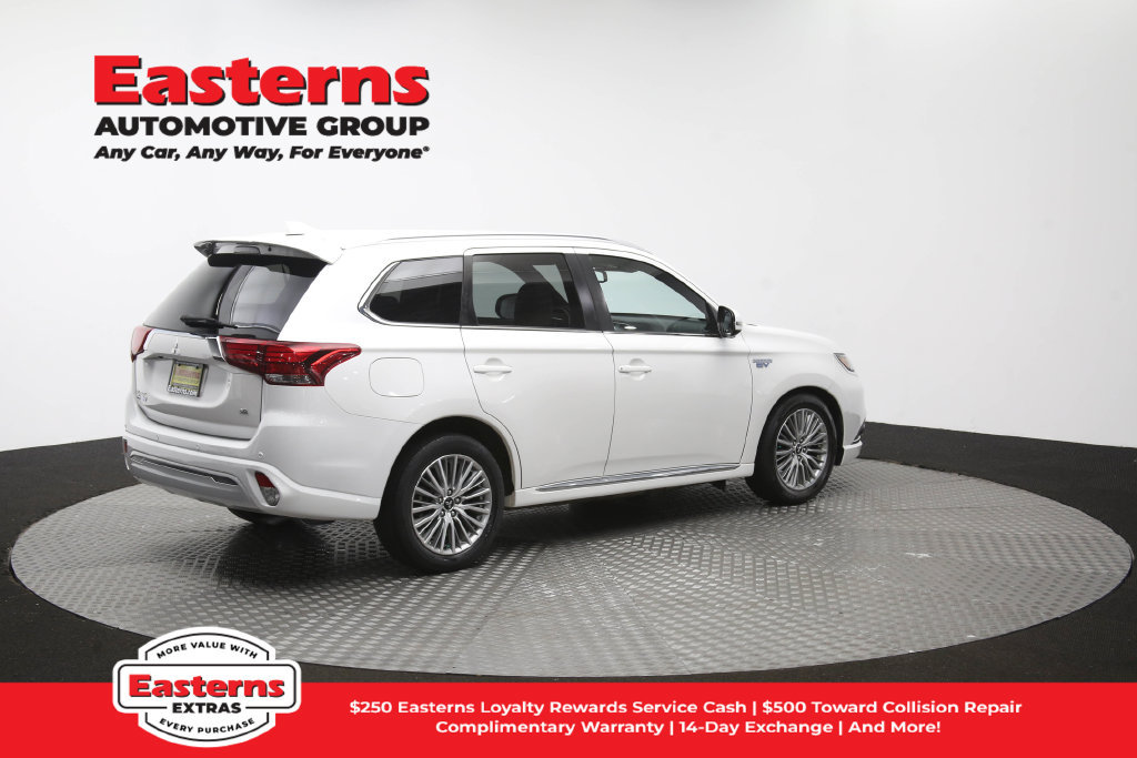 Used 2020 Mitsubishi Outlander SEL AWD/4WD image 42