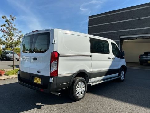 Used 2025 Ford Transit 250 Low Roof w/ Exterior Upgrade Package RWD image 4