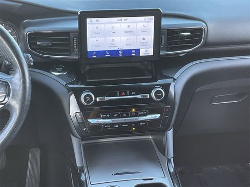 Used 2022 Ford Explorer ST-Line w/ Class IV Trailer Tow Package image 16