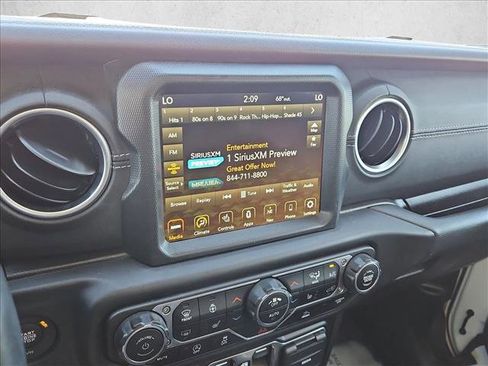 Used 2022 Jeep Gladiator Overland w/ Popular Equipment Package AWD/4WD image 14