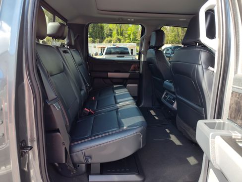 Used 2024 Ford F250 Lariat w/ Lariat Ultimate Package image 23