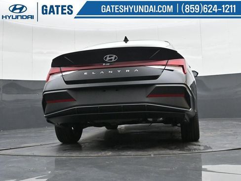 New 2026 Hyundai Elantra Sport image 31