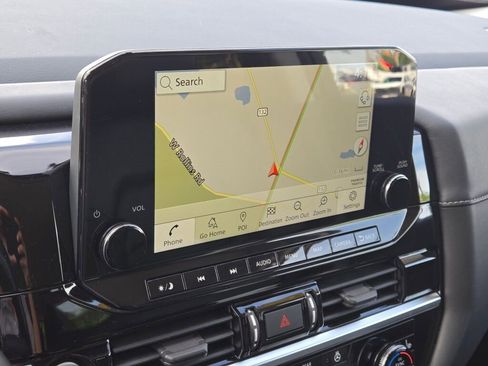 Used 2022 Nissan Pathfinder SL image 31