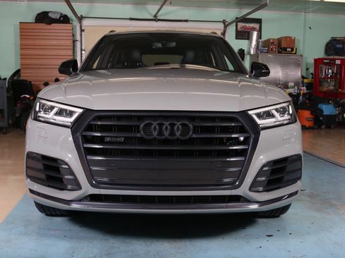 Used 2019 Audi SQ5 Premium Plus w/ Premium Plus Package image 11